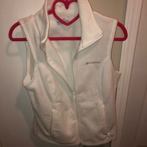 White Columbia Vest 🤍